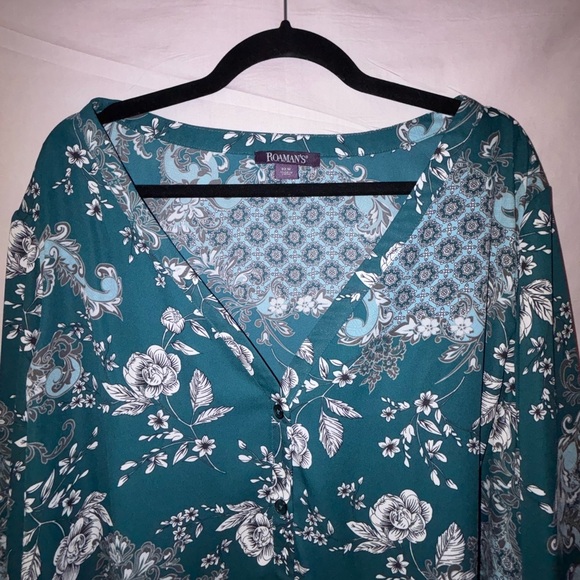 Roaman's Green Asymmetrical Long Sleeve Tunic - Picture 5 of 15